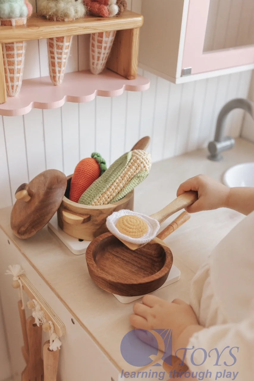 ELITE CASA QToys Mahogany Pan & Pot Set